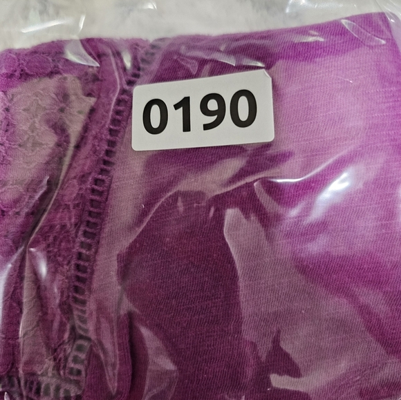 Catherine's Pink Magenta Shortsleeve, T-Shirt, Embroidery Scoop V-neck 2X - Picture 9 of 9